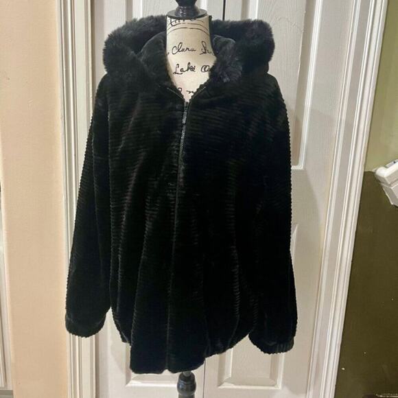 GALLERY NEW YORK COAT HOODED GROOVED FAUX FUR BLACK ZIP UP Sz L MOBWIFE GOTHCORE - Picture 7 of 15